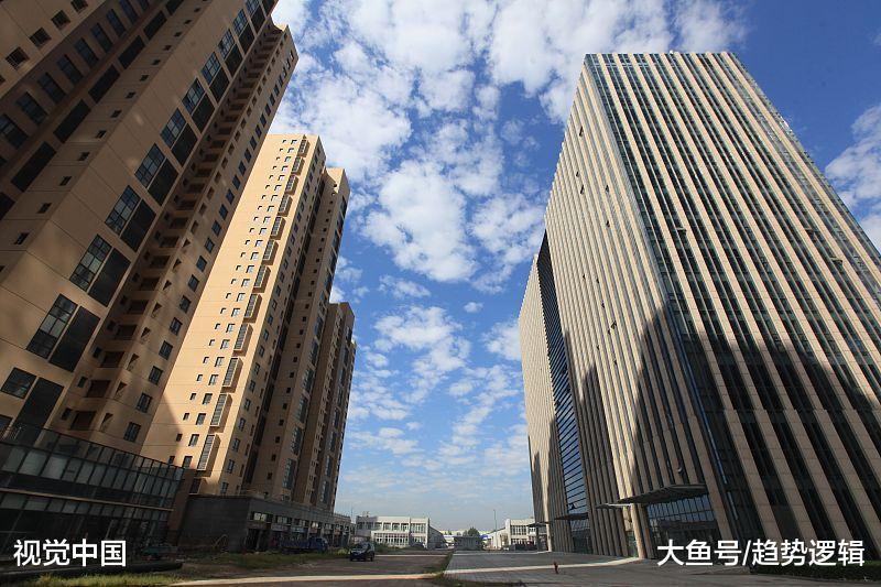 降价潮让小房企无路可退, 楼市寒冬成了“碧恒万”的狩猎场?