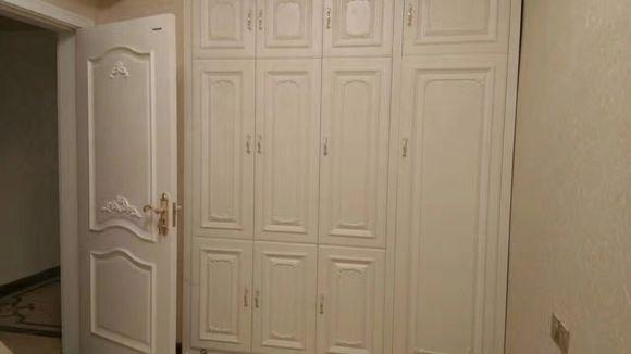 新房收工了, 還在保潔中, 朋友說好看不好用, 這是在眼紅嗎