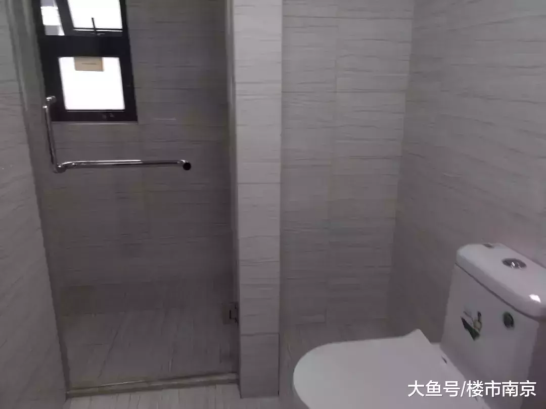 倒挂近8000元/㎡! 仙林2大鸡腿盘要加推! 网友: 又要陪跑了……
