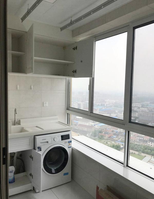 毛坯房装修花了23万, 全屋定制的柜子都是白色, 家婆说太难看了