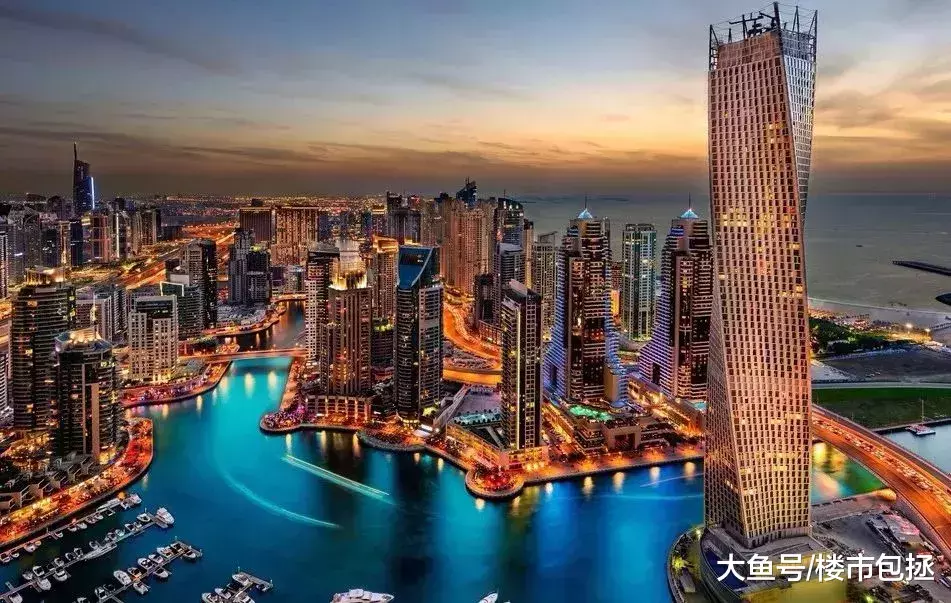 全世界房价最魔幻的城市, 又要发威了!