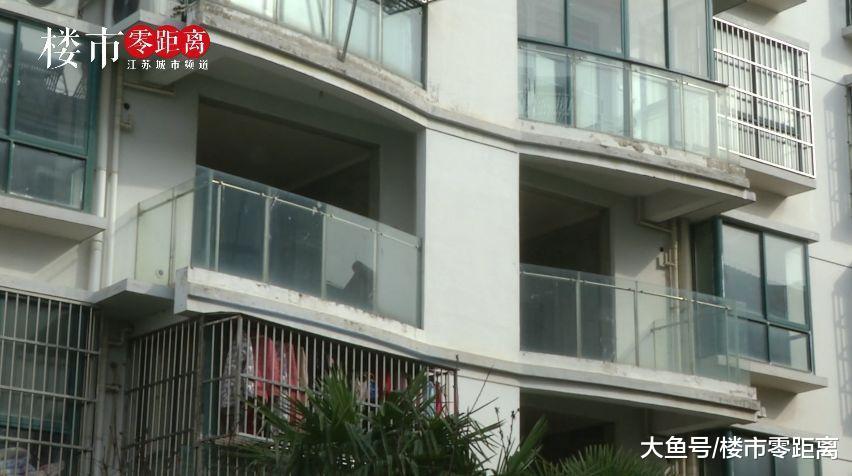 自己的房子被占, 却偷偷换了别人家门锁? 两套房子背后还有这样的内幕...