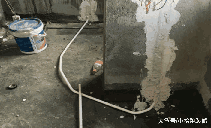 水电完工, 泥工师傅却不愿意进场, 还建议把电工师傅找来