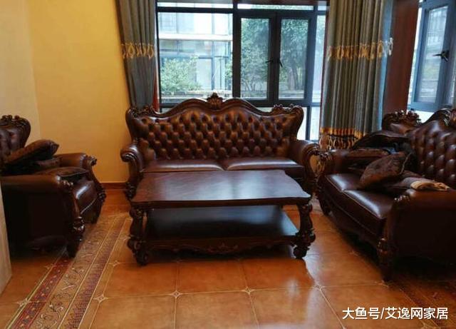 挑空客厅大吊灯花了二万八, 整体装修我也不满意, 60万算是白花了