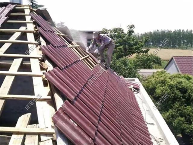 这位四川媳妇25万为公婆盖养老房, 住上新房为啥丈夫却满是愧疚?