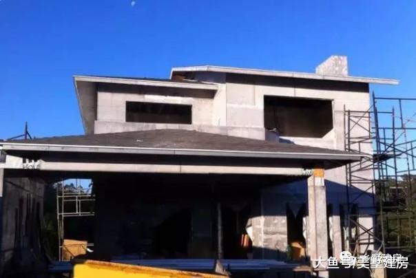 农村小伙只花30万建成轻钢别墅? 什么时候轻钢变得这么不值钱?