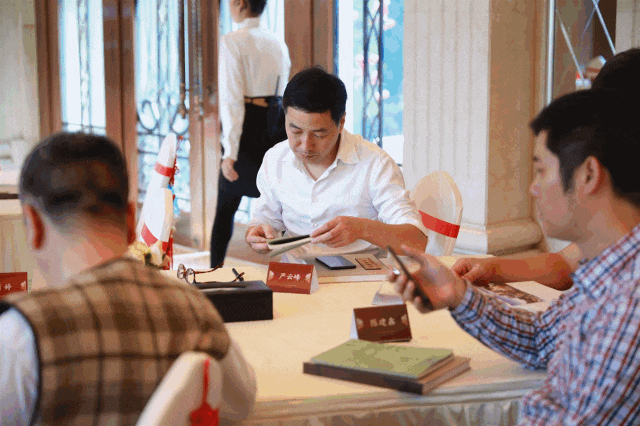 三盛百督府价值白皮书载誉归榕, 启阅时代