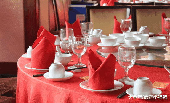 单位领导结婚收几十万彩礼后离职, 随礼1314元让自身亏了好多