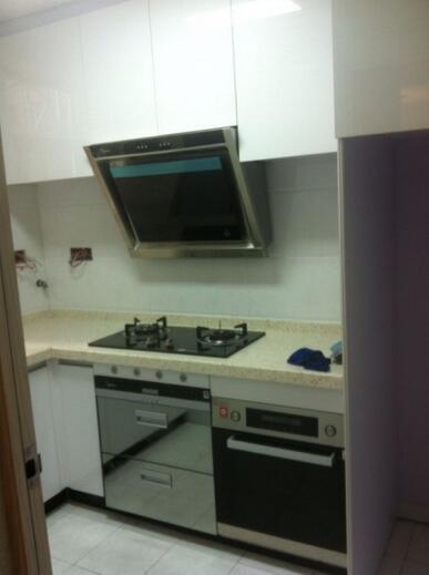 72平两居室新房, 都说电视墙用瓷砖好打扫, 简单实用