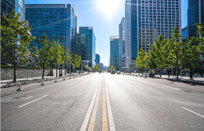 高杠杆买房悉数被套, 业主: 半年降价30万, 还是没卖出去