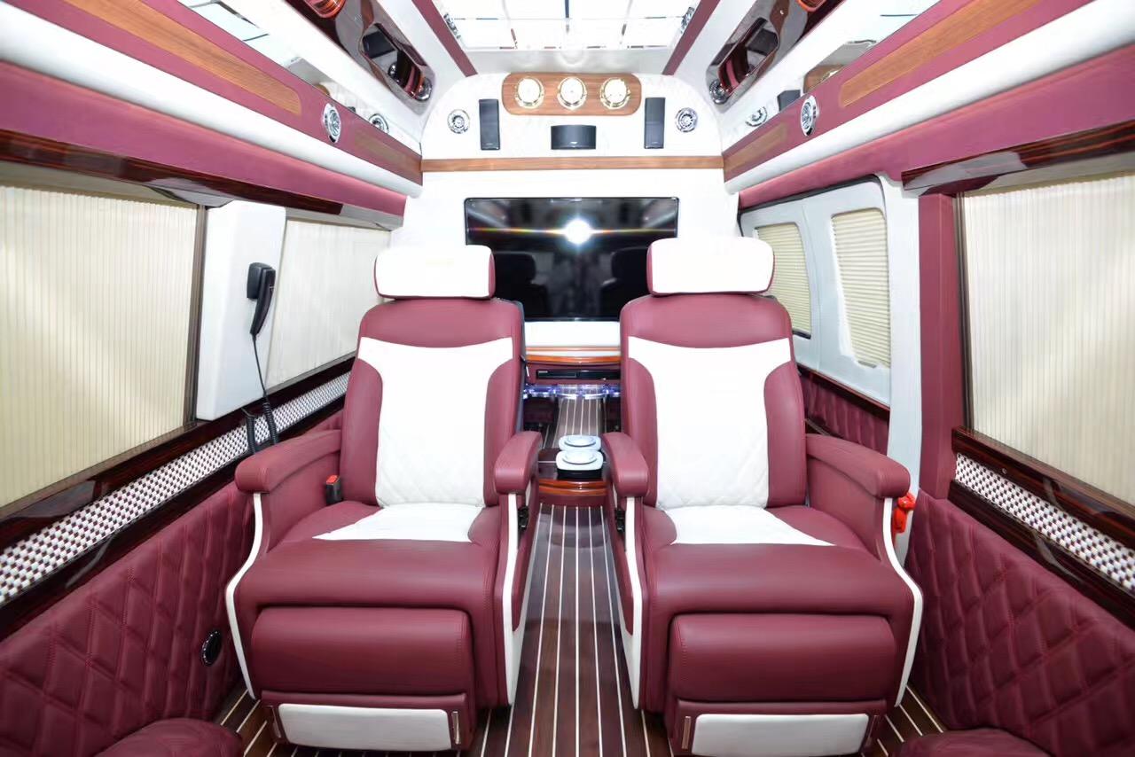 福特e450商务房车硬派空间豪华房车