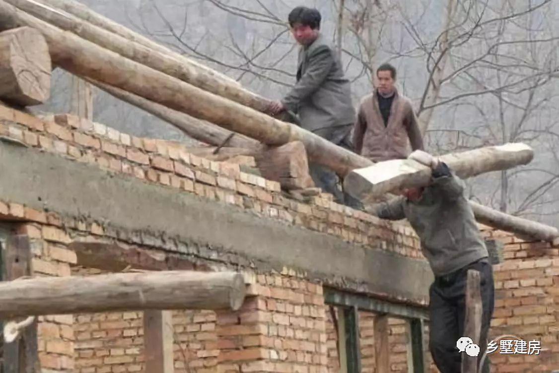 农村自建房什么季节建最合适? 了解一下, 避免出现安全隐患!