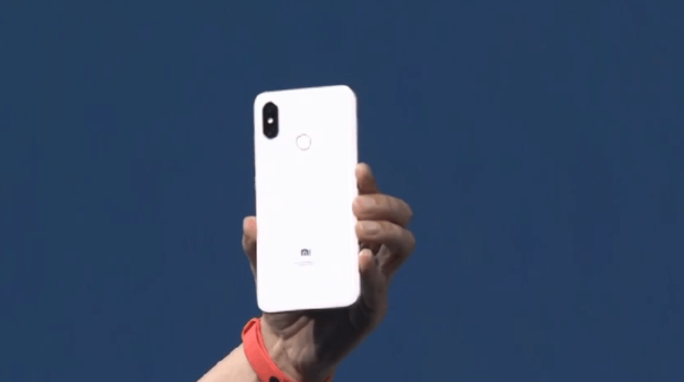 小米8为什么这么便宜, 为的就是这个不然要被打脸