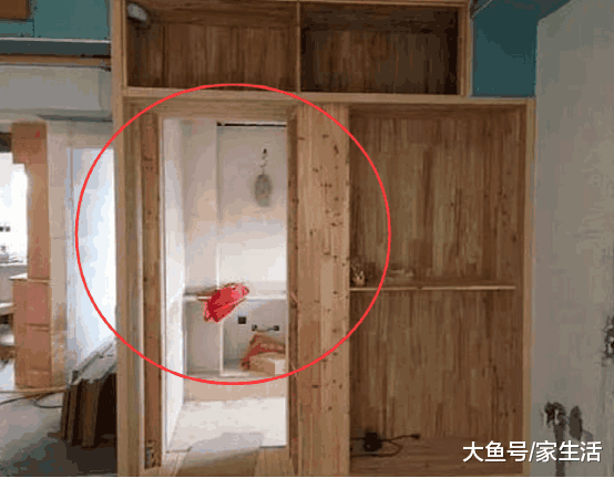 头一次见把卫生间装在衣柜里, 太聪明了, 邻居看完都来效仿