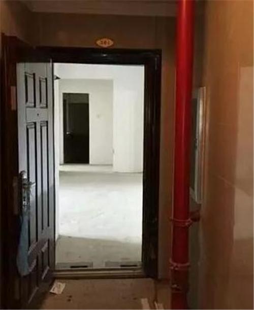 小区里的反人类设计, 就问你服不服!