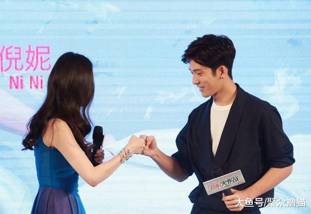 连续6年为对方庆生, 但是杨幂和刘恺威离婚, 娱乐圈和猫圈不一样