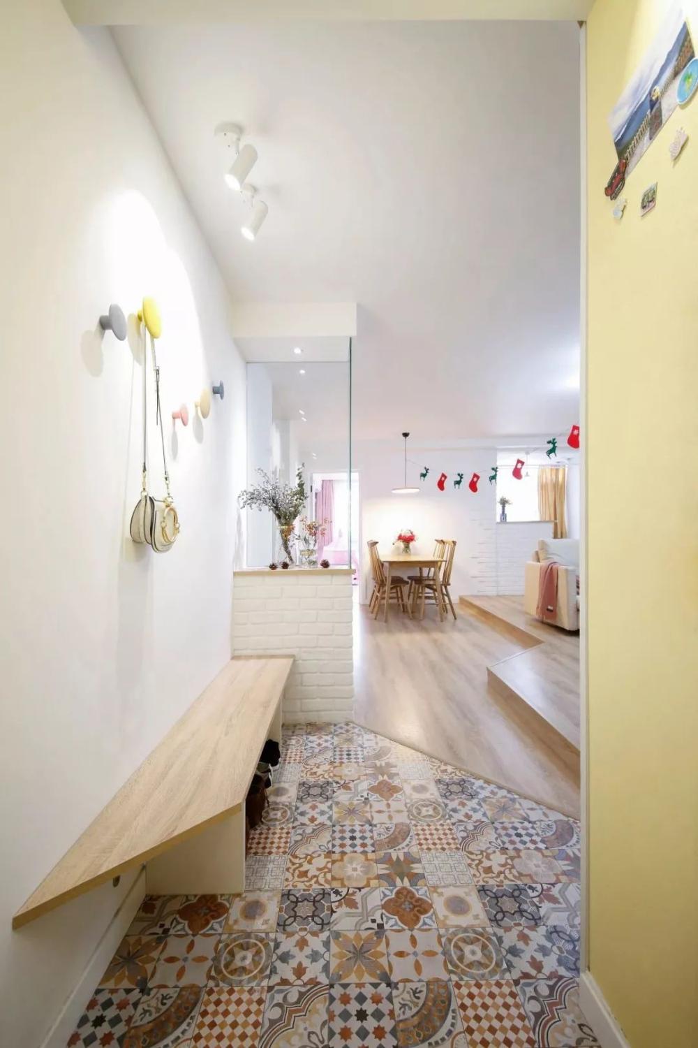 玄关铺地砖, 年轻人喜欢这样的设计方案!