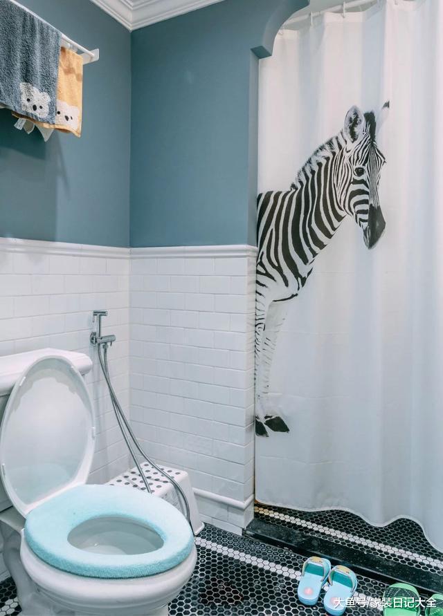 老婆坚持在客厅墙上开个洞, 完工才发现太机智, 给大家晒晒!