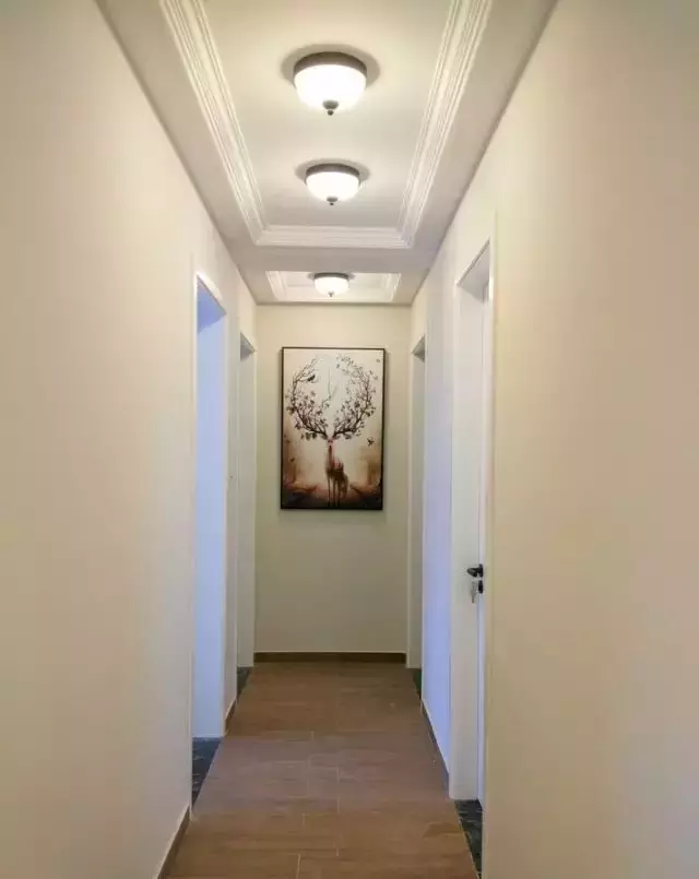 走廊面积浪费太可惜了, 改成收纳多实用!