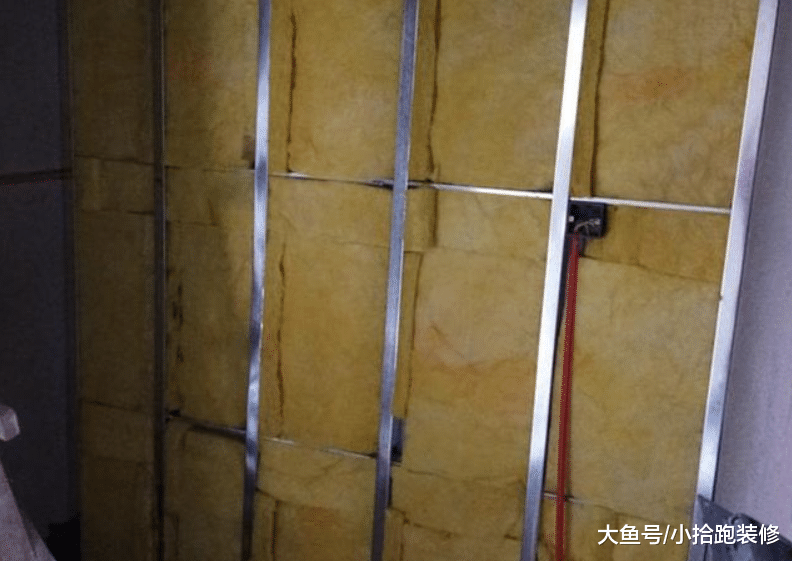 师傅说, 这才是卫生间隔墙最好的做法, 可朋友却直言不划算