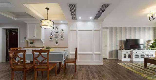 135㎡现代美式风装修, 没阳台的客厅加卡座餐厅, 朋友们羡慕极了