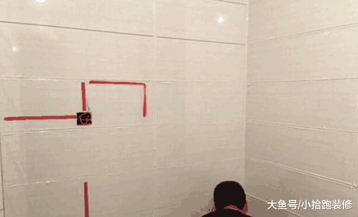美缝做到一半, 师傅说不能施工了, 并建议我把泥工给找来