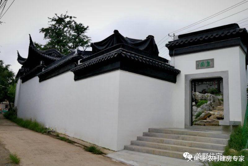 不顾全家反对, 花光积蓄打造农村中式庭院, 值得吗?