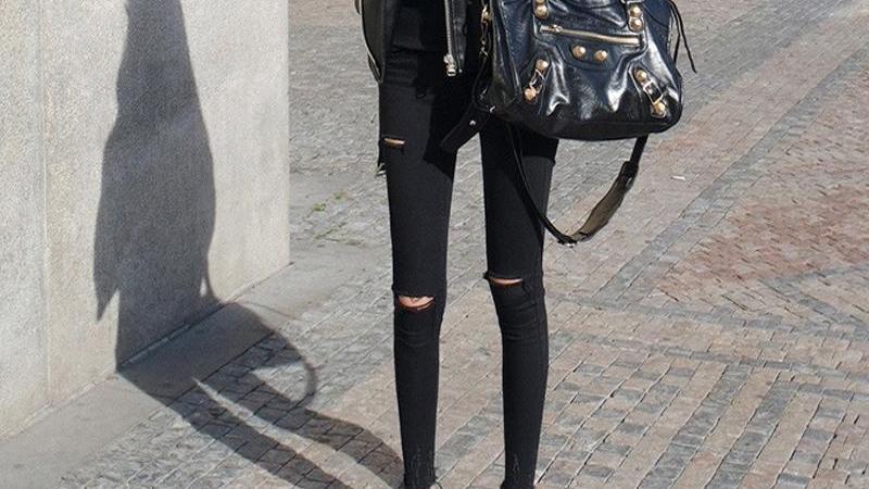 打底裤搭配小白鞋、今年超火、学到了还在等什么