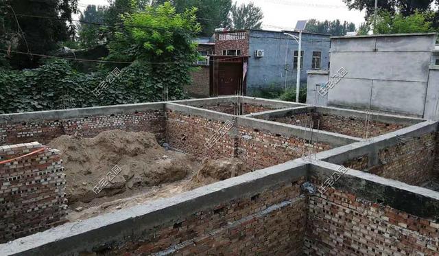 北京小伙建新房, 为什么邻居不让开窗?