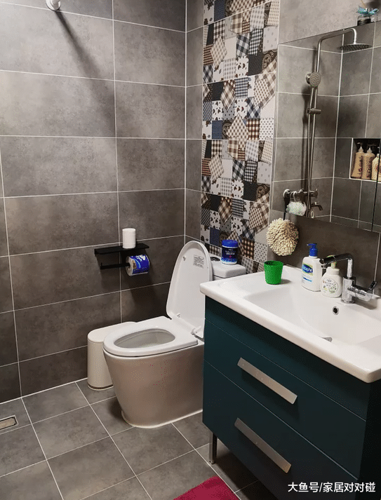 87㎡婚房, 老婆坚持给门口设堵墙! 入住才知实用, 全屋温馨极了!