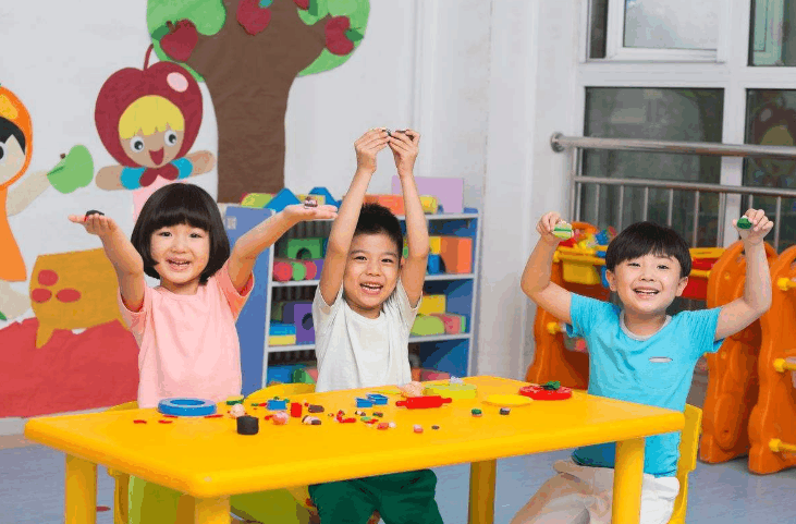 选幼儿园应该注意什么? 这2个特点一定要有!
