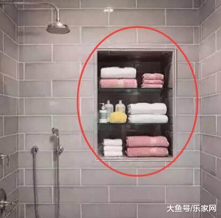 3平米大的洗手间竟然可以这样设计? 时尚不失格调, 真的长见识了