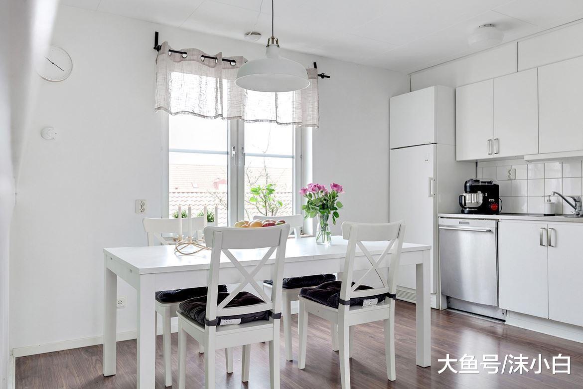 晒我87平小户型, 阁楼挑高式的房子, 一进门就是玄关楼梯! 谁见过