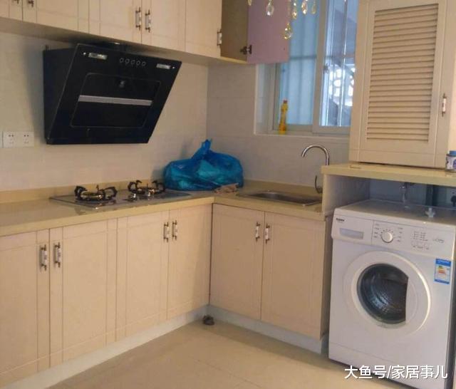 为何外国友人喜欢把洗衣机放厨房? 内行人道出实话, 懊悔知道晚了