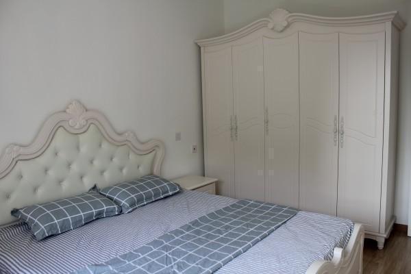 朋友97平小三房, 花10万简单装修效果好, 电视墙美观又时尚