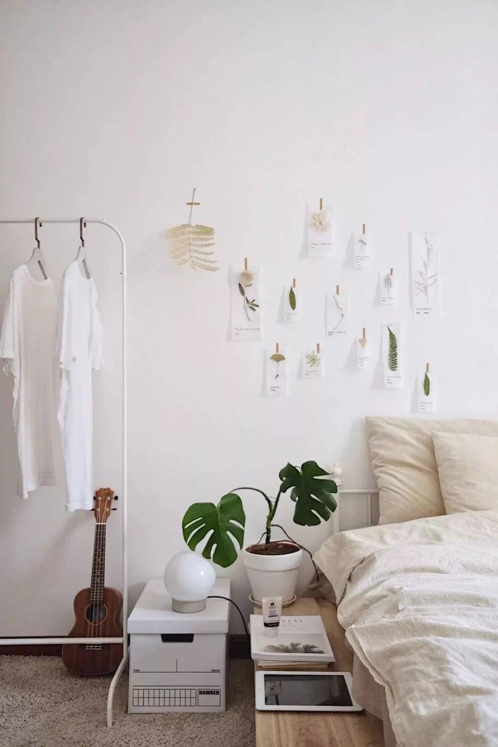 卧室不用床头柜, 怎么布置好?