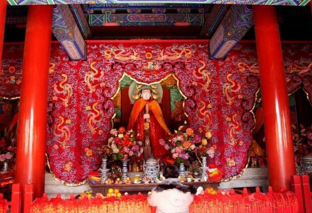 中国最“霸气”钉子户: 鸟巢水立方都为它挪位置, 拆得起却不敢拆