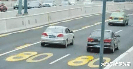 高速上错过了出口不要倒车, 交警教你一个好办法, 不仅合法还安全