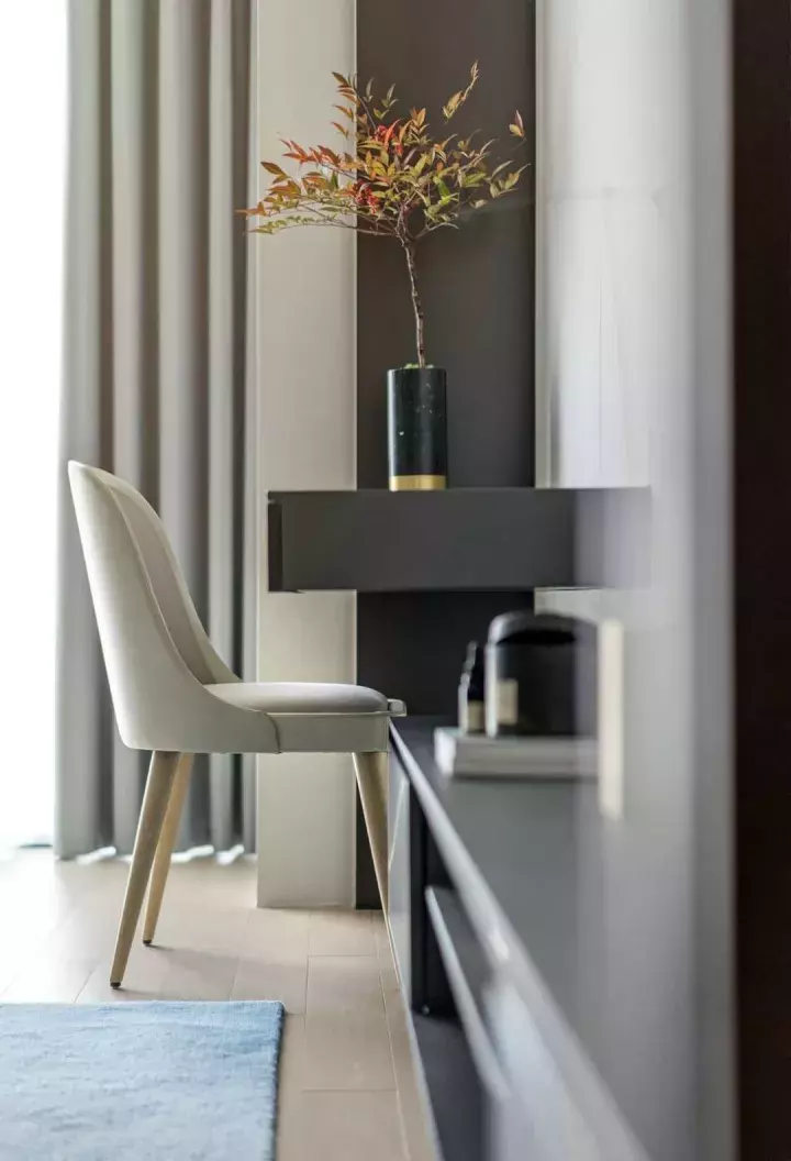 难怪我的家越住越小, 这么多地方都没用来做收纳, 太浪费了