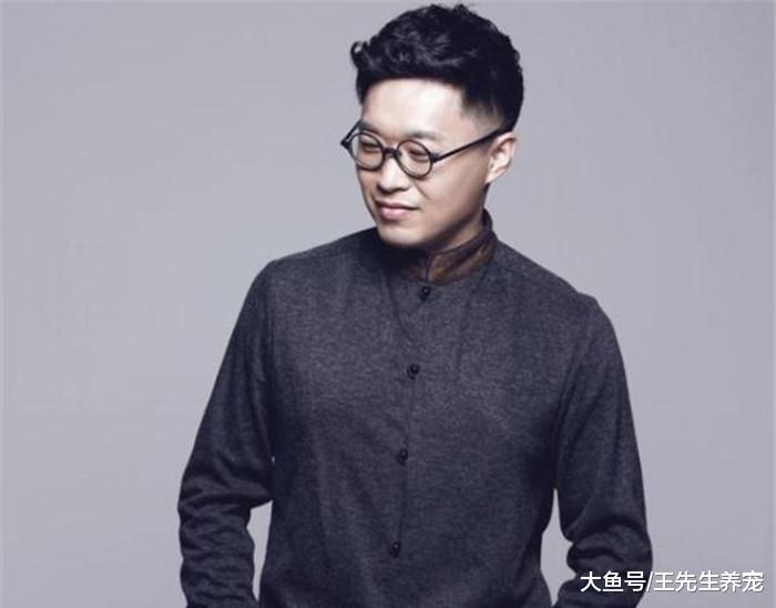 凭借一首歌赚到过亿, 他的歌大多人都听过, 却不一定认识他本人!