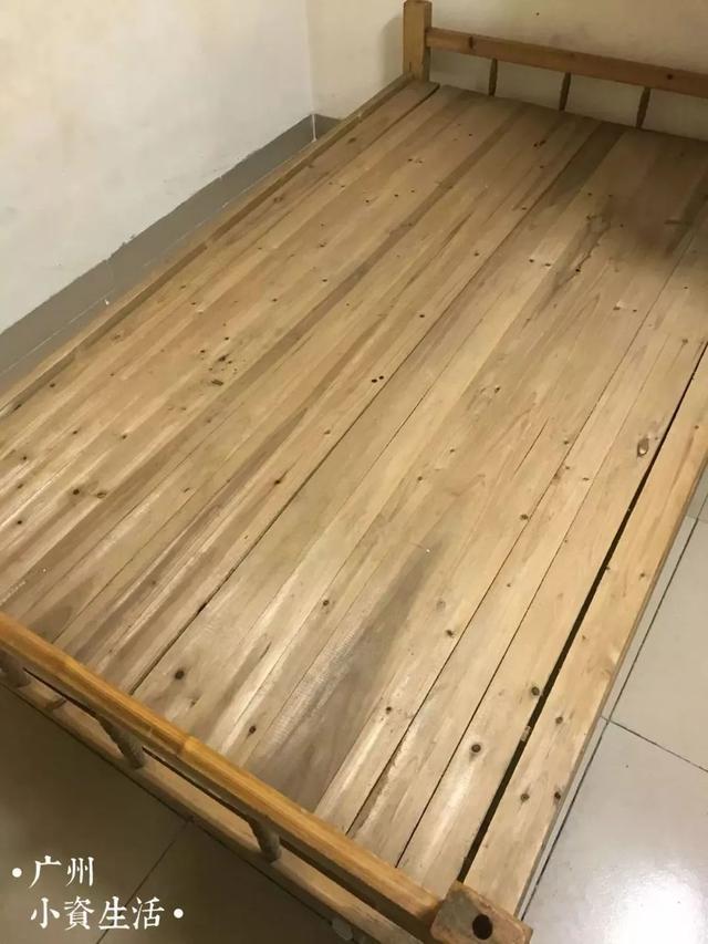 1800元爆改出租屋, 90后小伙让破旧出租屋变温暖小家~