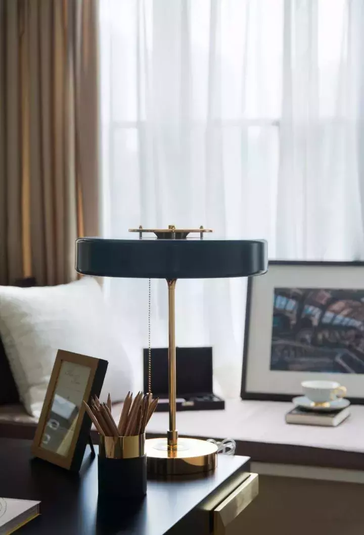 难怪我的家越住越小, 这么多地方都没用来做收纳, 太浪费了