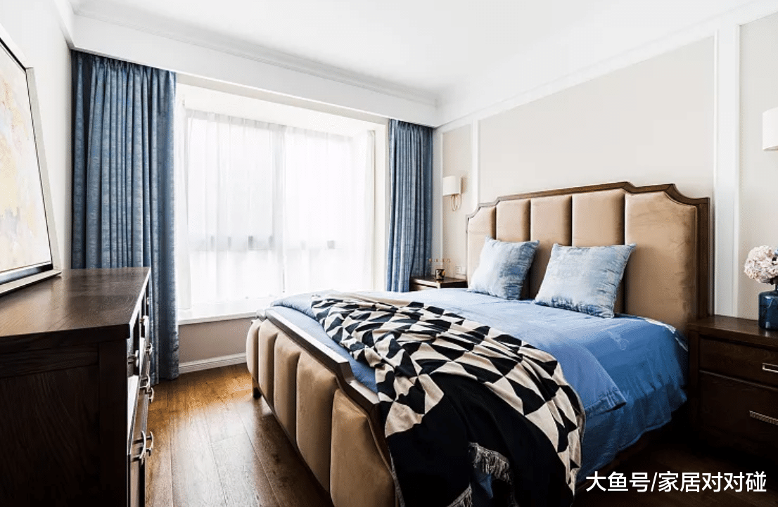 老公硬给电视墙挖凹槽, 设“假墙柜”! 实用大气极了, 家具更耐看