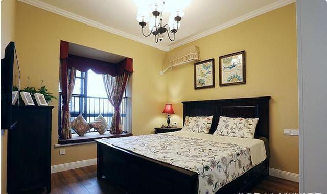 好友买的一楼新房, 装修成美式真漂亮, 送的院子变成了花园