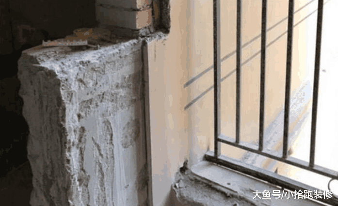 朋友建议把护栏给拆掉, 可业主却偏不想, 这样处理后很实用