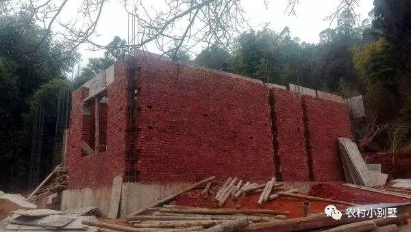 11.4米x 10.3米经典美观二层农村小别墅建房直播全过程