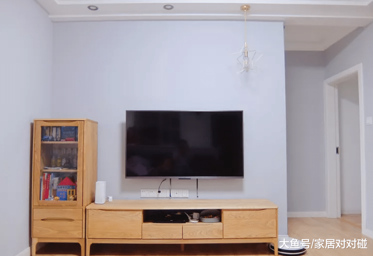 聪明媳妇, 给沙发背后“打矮柜”, 挤出小书房! 聪明极了, 晒晒