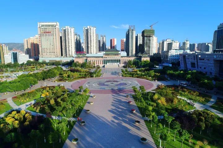 攒劲! 西宁颜值最高的11个网红地标, 你最想去哪?