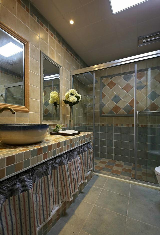 84㎡混搭风格装修案例, 卫生间的干湿分离这样设计更加漂亮!