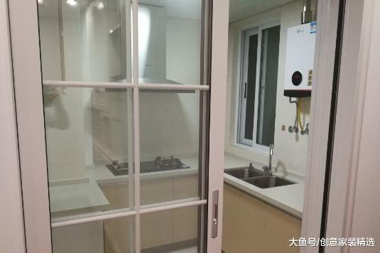 忍不住晒晒刚装修好的新房, 家具布置好就很美, 尤其餐柜实在漂亮